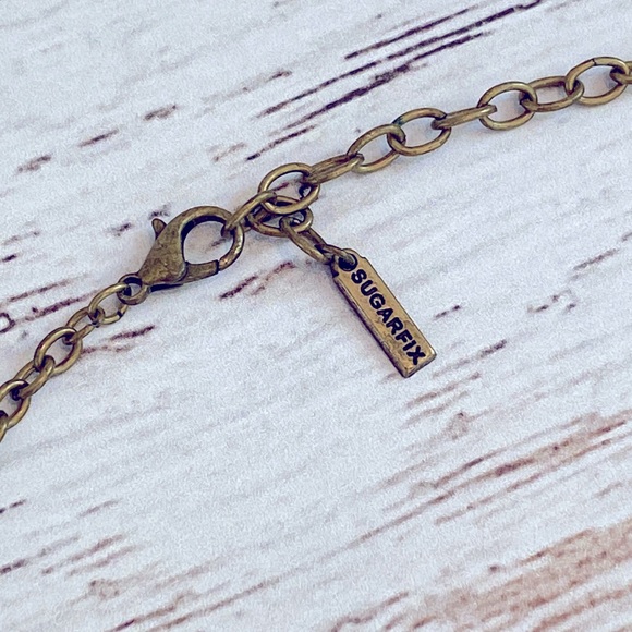 Sugarfix Brass Tone Vintage Style Necklace 18” - Picture 3 of 8